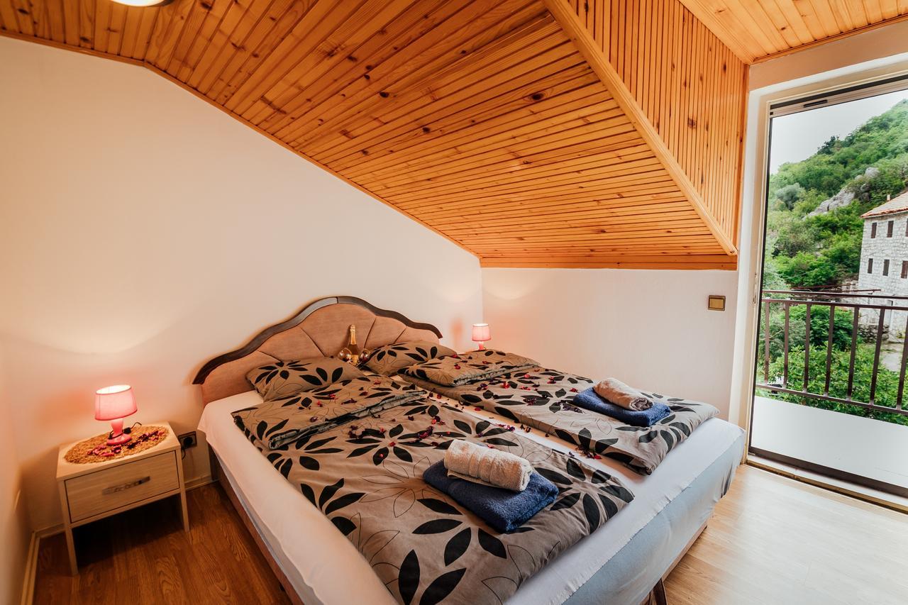 Apartments Sopot ริซาน ภายนอก รูปภาพ